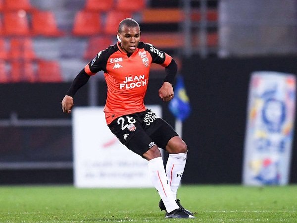 Milan Tertarik Datangkan Winger Lorient Armand Lauriente