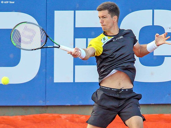Aljaz Bedene Susah Payah Lewati Rintangan Pertama Di Cagliari