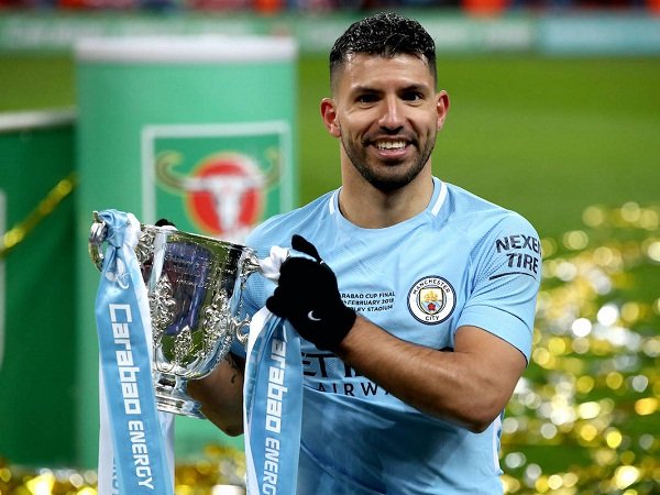 Incar Status Bebas Transfer, AC Milan Dekati Agen Aguero?