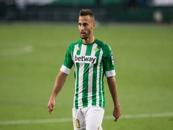 Atletico Madrid Minati Servis Gelandang Bintang Real Betis