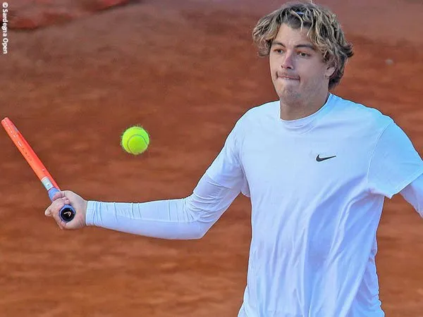 Taylor Fritz melenggang ke perempatfinal Sardegna Open 2021