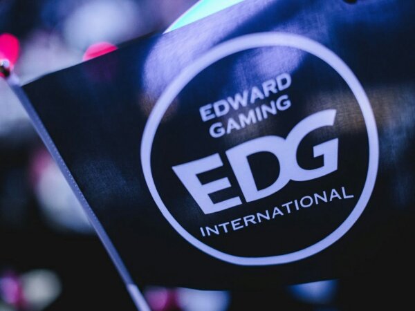 EDward Gaming Tembus Final Upper Bracket Playoff LPL Spring Split 2021