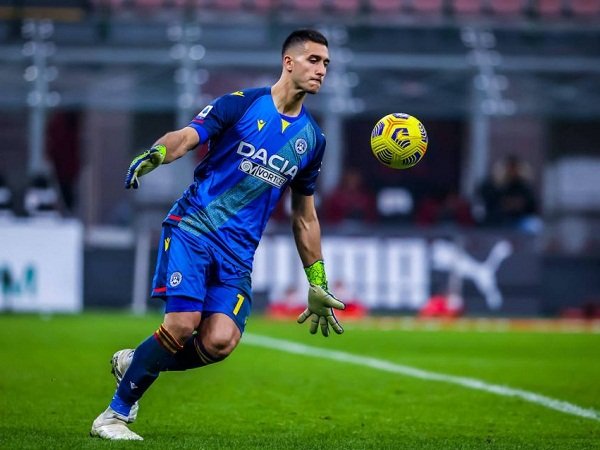 Naksir Juan Musso, Milan Bakal Manfaatkan Alessandro Plizzarri?