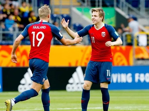 Jens Petter Hauge dan Erling Haaland