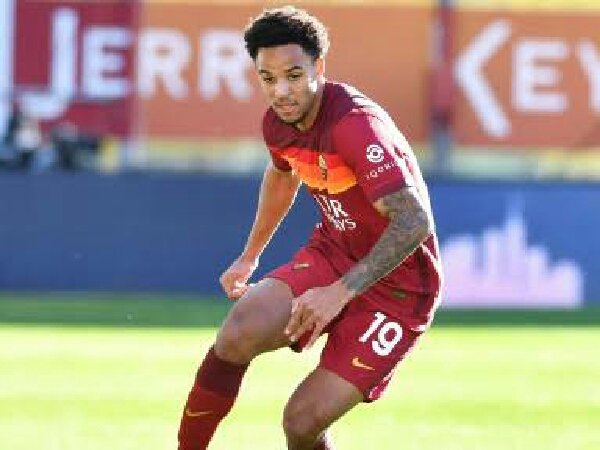 Sang Ayah Ungkap Alasan Transfer Bryan Reynolds ke AS Roma