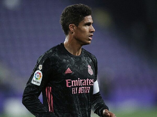 MU Dalam Pembicaraan Tingkat Lanjut Untuk Boyong Raphael Varane 