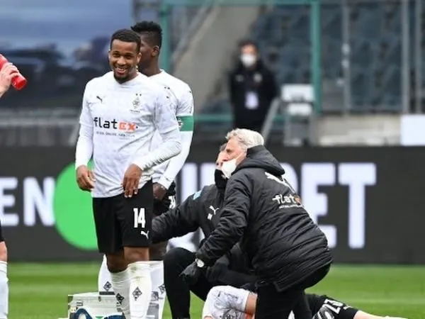 Penampilan gemilang dari Hofmann sukses membantu Monchengladbach meraih 3 poin di laga kontra Eintracht Frankfurt