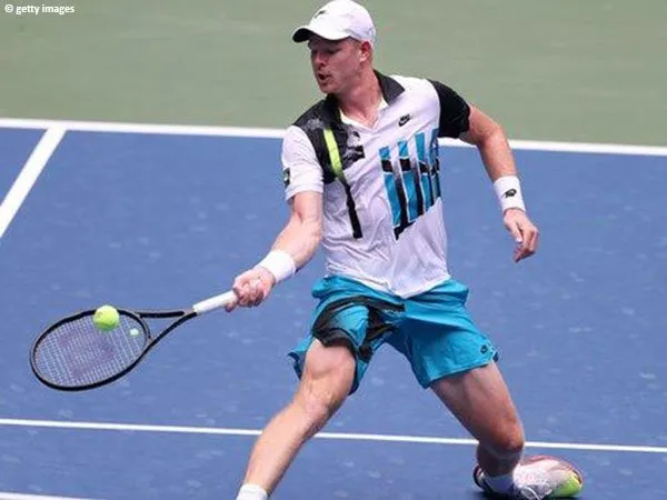 Jalani operasi lutut, Kyle Edmund menepi dari dunia tenis selama beberapa waktu