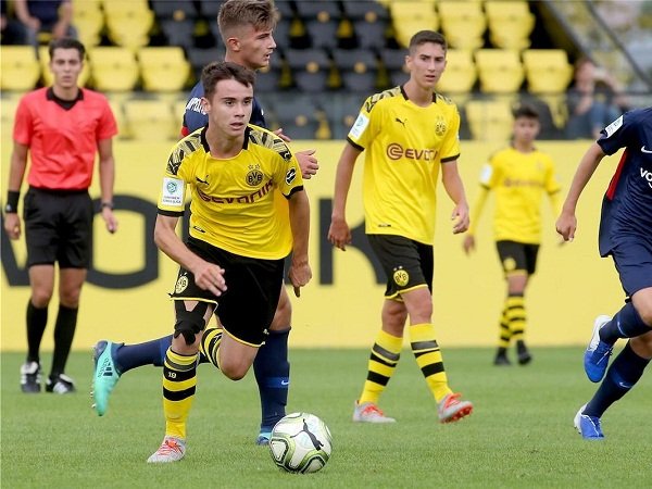 Agen Starlet Dortmund Vasco Walz Bakal Temui AC Milan