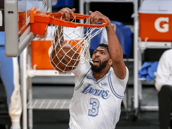 Anthony Davis dinilai sebagai salah satu power forward terbaik versi Kevin Durant.