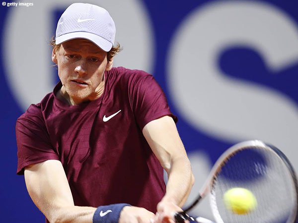 Lakoni Laga Pembuka Di Barcelona, Jannik Sinner Tak Buang Banyak Waktu