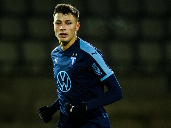Atalanta Selangkah Lagi, AC Milan Bakal Gagal Rekrut Anel Ahmedhodzic?