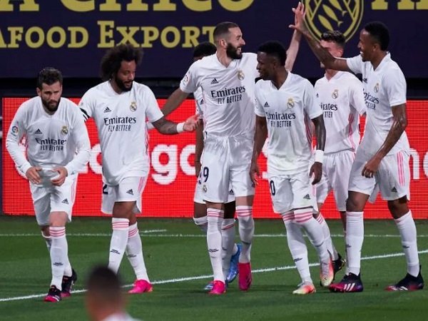 Zidane Berikan Pujian ke Benzema Setinggi Langit