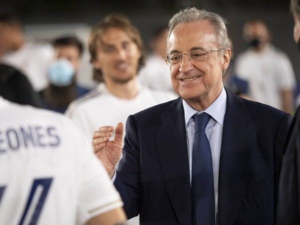 Florentino Perez Sebut AC Milan dan Juventus Belum Mundur dari ESL