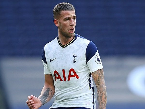 Alderweireld Bungkam Kritik Terhadap Tottenham Jelang Final Piala Liga