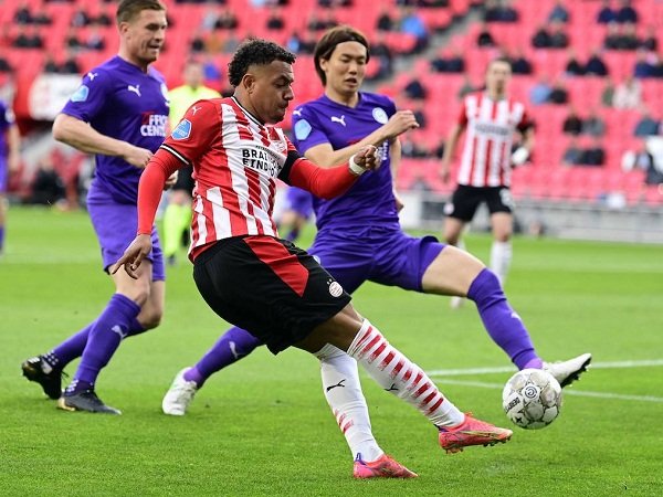 AC Milan Tanyakan Peluang Transfer Donyell Malen Ke Mino Raiola