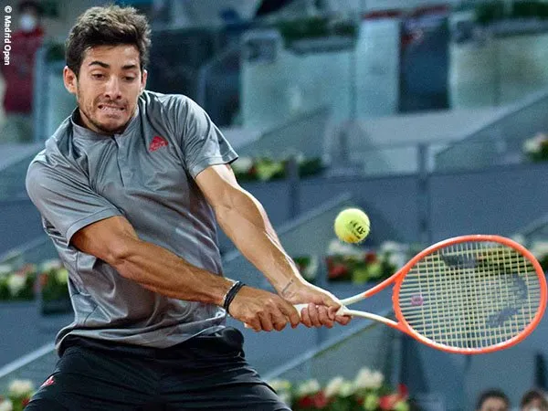 Cristian Garin melenggang ke babak kedua Madrid Open 2021