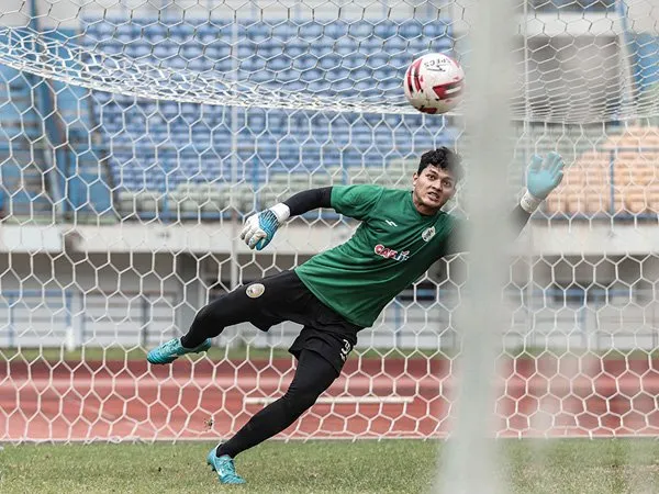 Kiper muda PSS Sleman Adi Satryo