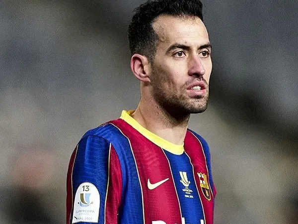 Barcelona kabarnya sedang mencari pengganti Sergio Busquets.
