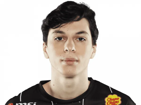 Rumor Transfer: Fnatic Jalin Negosiasi dengan Pemain Karmine Corp Adam