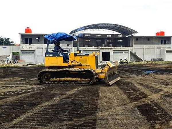 Madura United Terus Persiapkan Lapangan Latihan