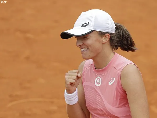 Iga Swiatek huni peringkat 9 dunia