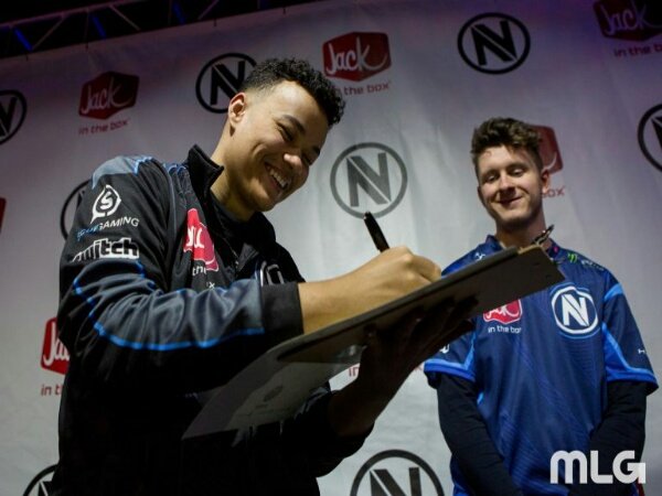 Baru Dua Minggu Bergabung, Decemate Hengkang dari Seattle Surge