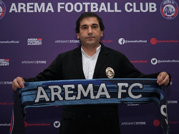 Eduardo Almeida Akan Bangun Komunikasi Baik Di Tim Arema FC