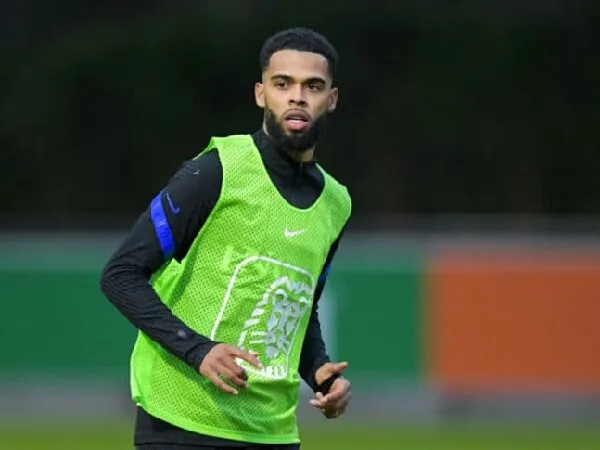 Borussia Dortmund incar Jeremiah St. Juste dari Mainz