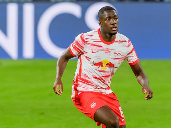 Liverpool Berhasil Aktifkan Klausul Pelepasan Ibrahima Konate