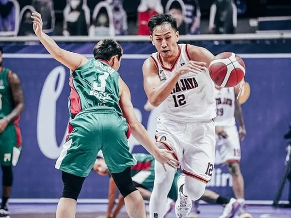 Pemain Pelita Jaya Bakrie Jakarta, Hardian Wicaksono saat melawan Louvre Dewa United Surabaya (Images: IBL)