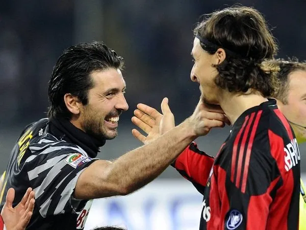 Gianluigi Buffon dan Zlatan Ibrahimovic