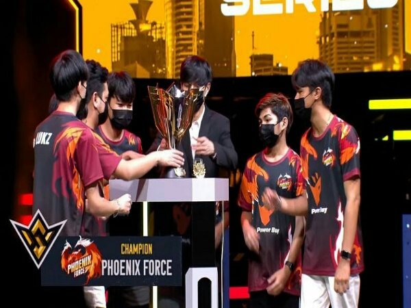 Tunjukkan Dominasi, Phoenix Force Juara Free Fire World Series 2021