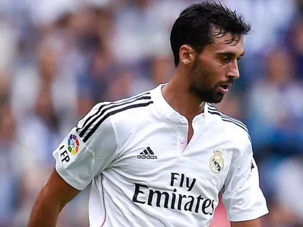 Alvaro Arbeloa menjadi kandidat untuk menempati posisi asisten pelatih Carlo Ancelotti.