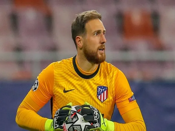 Simeone bawa Oblak menangkan lima trofi Zamora