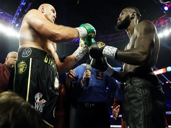 Pertarungan Fury dan Wilder di T-Mobile Arena telah disetujui NSAC