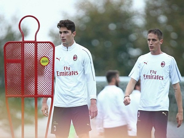 Tak Punya Tempat Di AC Milan, Agen Cari Klub Baru Untuk Tiga Pemain Ini