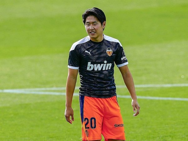 AC Milan Tertarik Rekrut Playmaker Muda Valencia Kang-In Lee