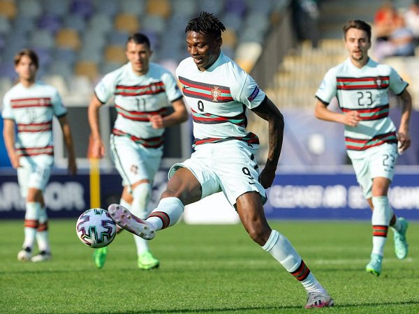 Amburadul di Piala Eropa U-21, Masa Depan Leao di AC Milan Terancam