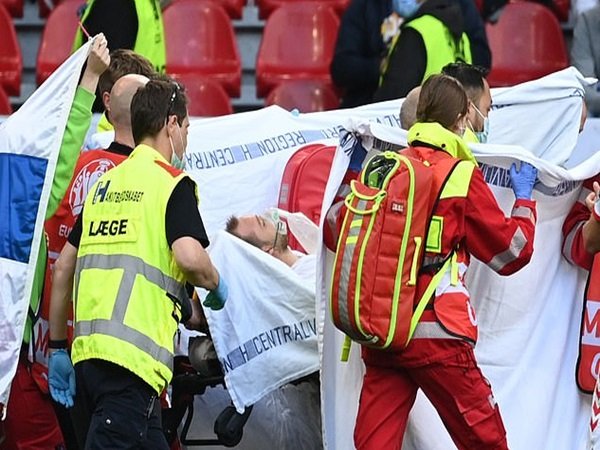 Eks Dokternya di Tottenham Klaim Sebuah Keajaiban Eriksen Bisa Selamat