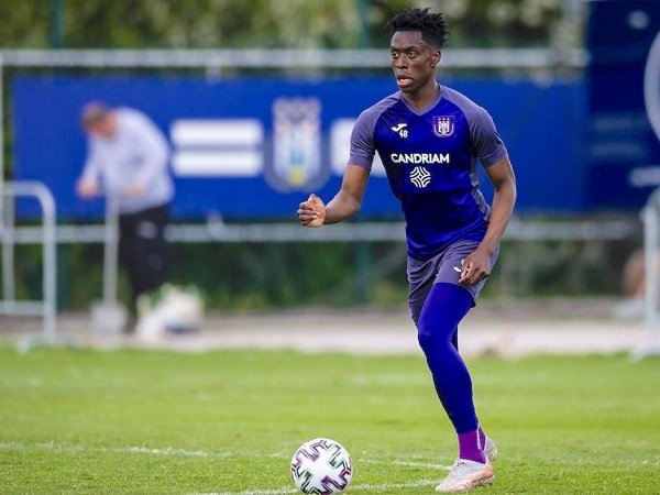 Milan Bakal Bersaing Dengan Arsenal dan Sevilla Buru Albert Sambi Lokonga