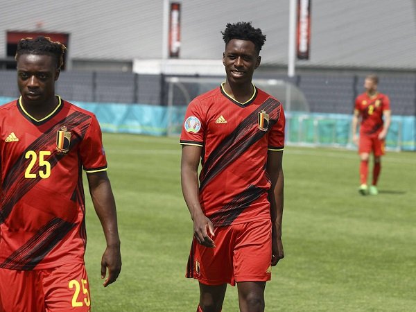 AC Milan Ternyata Tak Minat Rekrut Albert Sambi Lokonga Dari Anderlecht