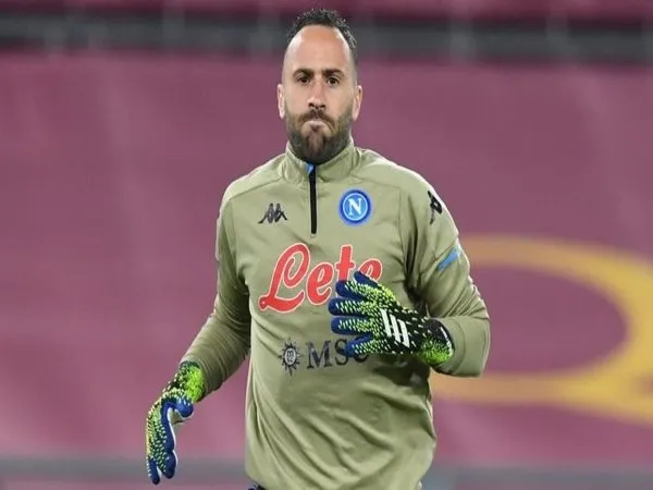Napoli dilaporkan terbuka untuk menjual David Ospina yang kebetulan saat ini tengah dilirik oleh Atalanta / via EPA