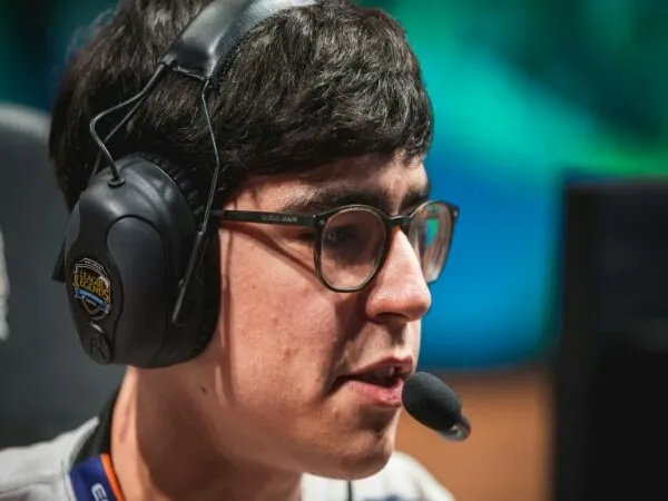 Dikalahkan Golden Guardians, Dignitas Gantikan Dardoch dengan Akaadian