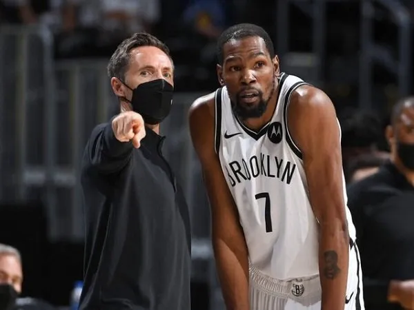 Steve Nash sayangkan faktor cedera yang hambat perjalanan Nets.