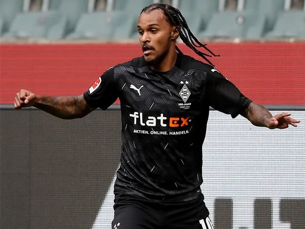 Pemain sayap Inter Milan, Valentino Lazaro.