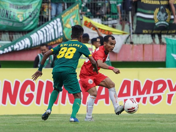 Riko Simanjuntak Dan Ambisinya Untuk Memulangkan Trofi Liga 1 Ke Ibu Kota