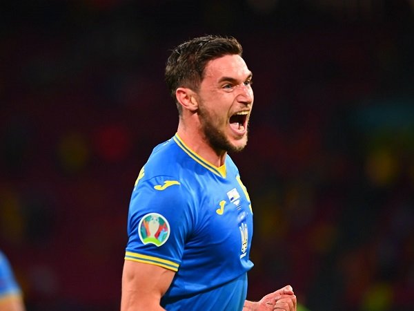 AC Milan Tawar Roman Yaremchuk, Begini Respon Gent