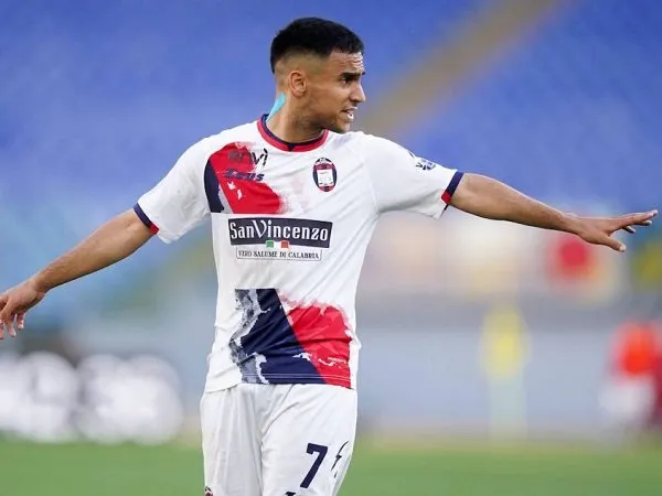 Adam Ounas