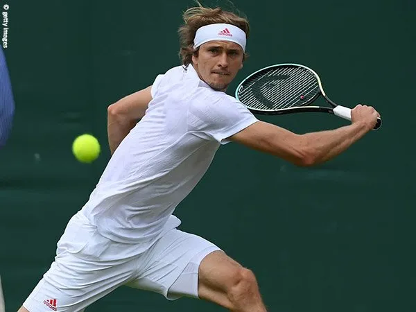 Alexander Zverev jejakkan kaki di babak ketiga Wimbledon 2021
